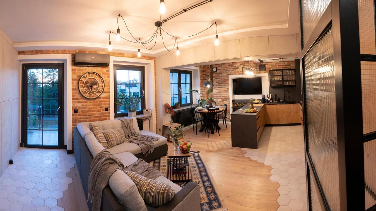 Apartment Industrial 
